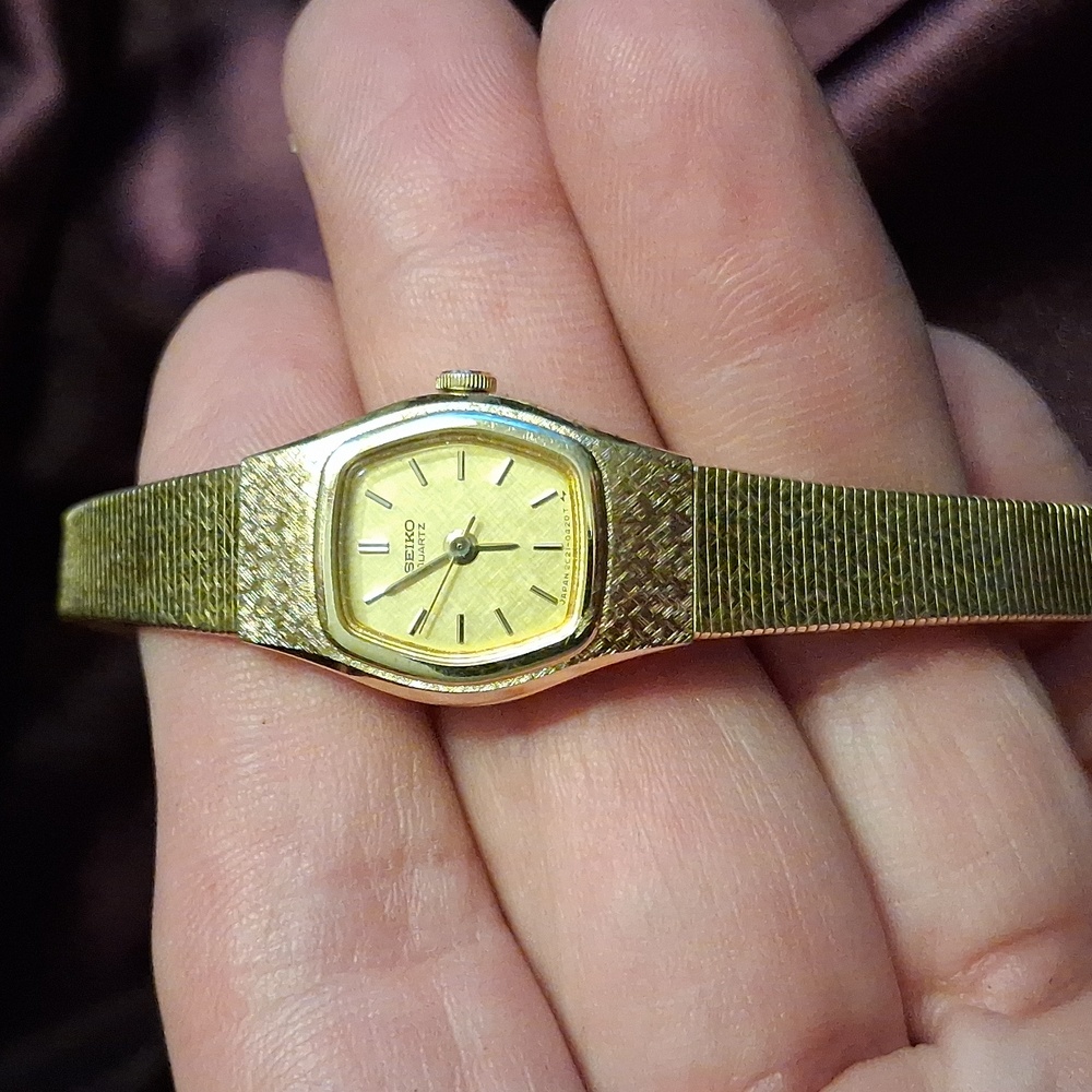 Vintage Seiko Watch in Gold